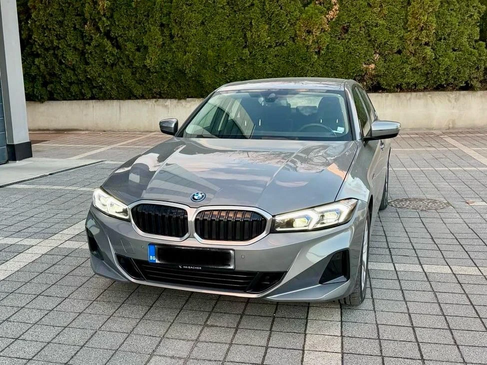 BMW 330 E xDrive  - изображение 2