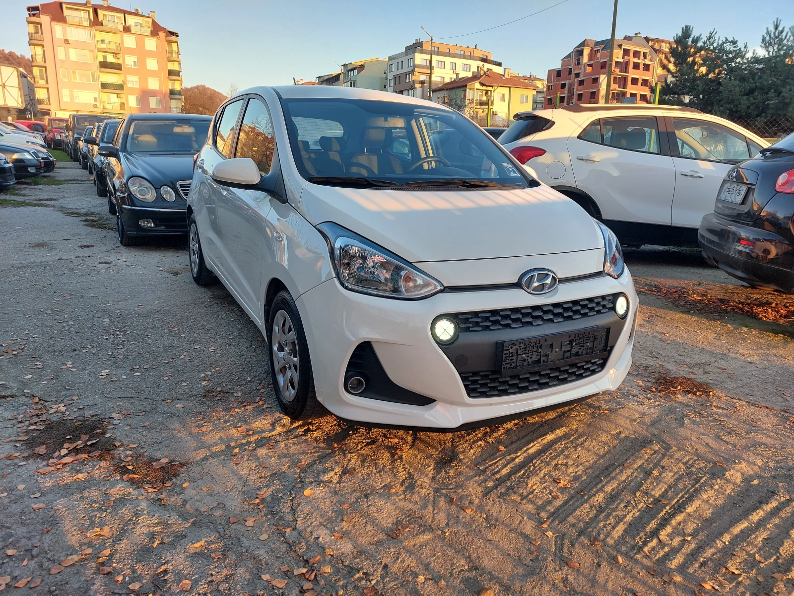 Hyundai I10 1.0i - изображение 7