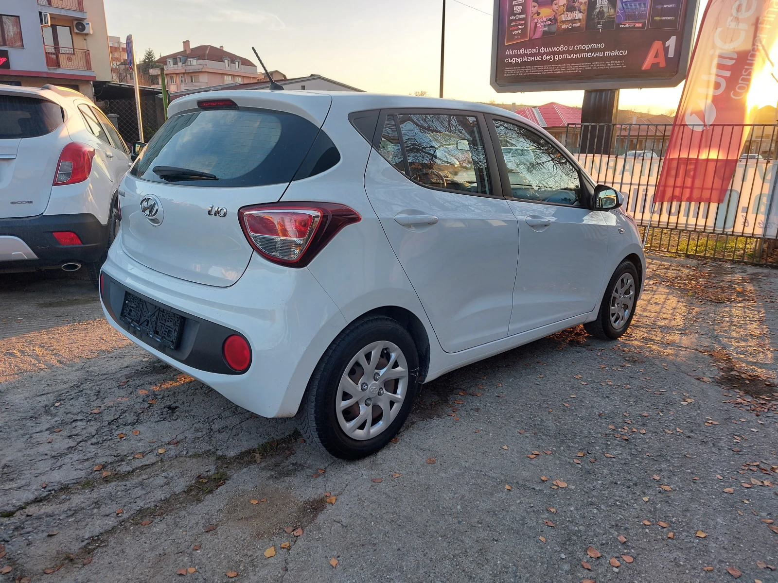 Hyundai I10 1.0i - изображение 5
