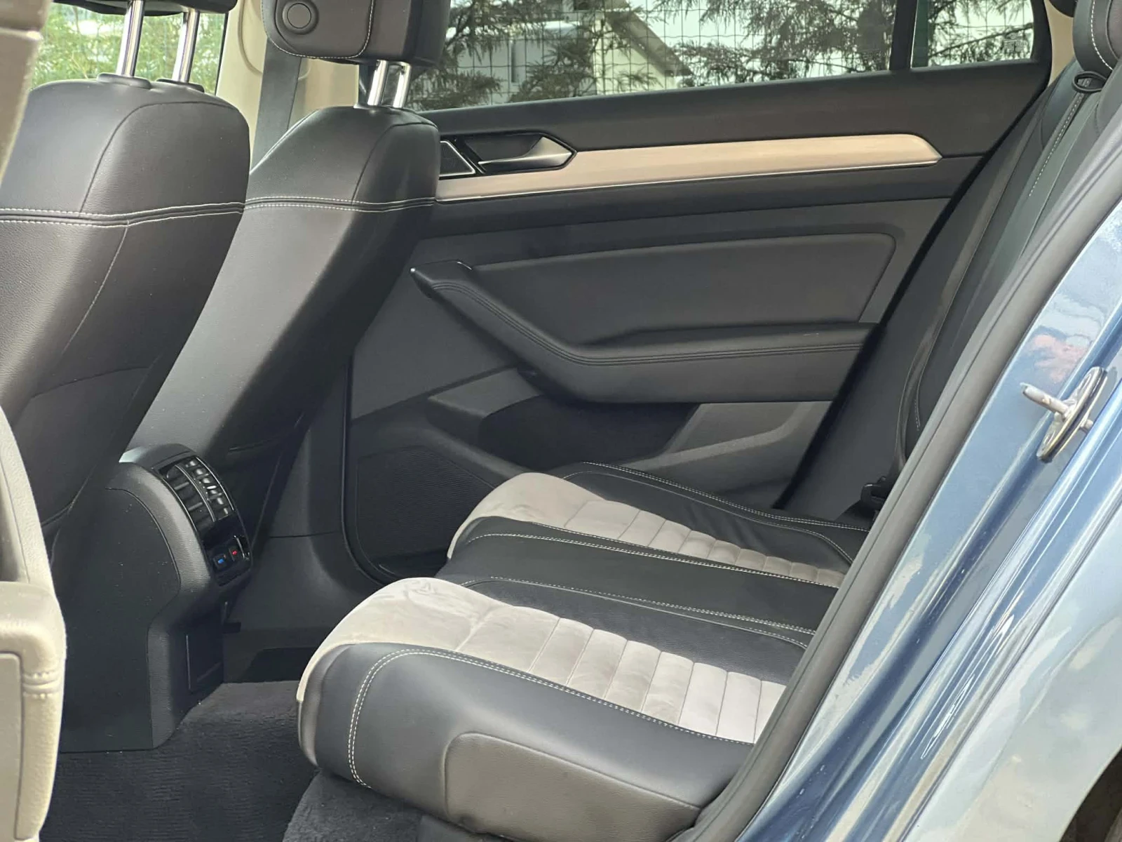 VW Passat Wv passat B8 2.0TDI  150K.C Дигитално табло , снимка 11 - Автомобили и джипове - 53733348