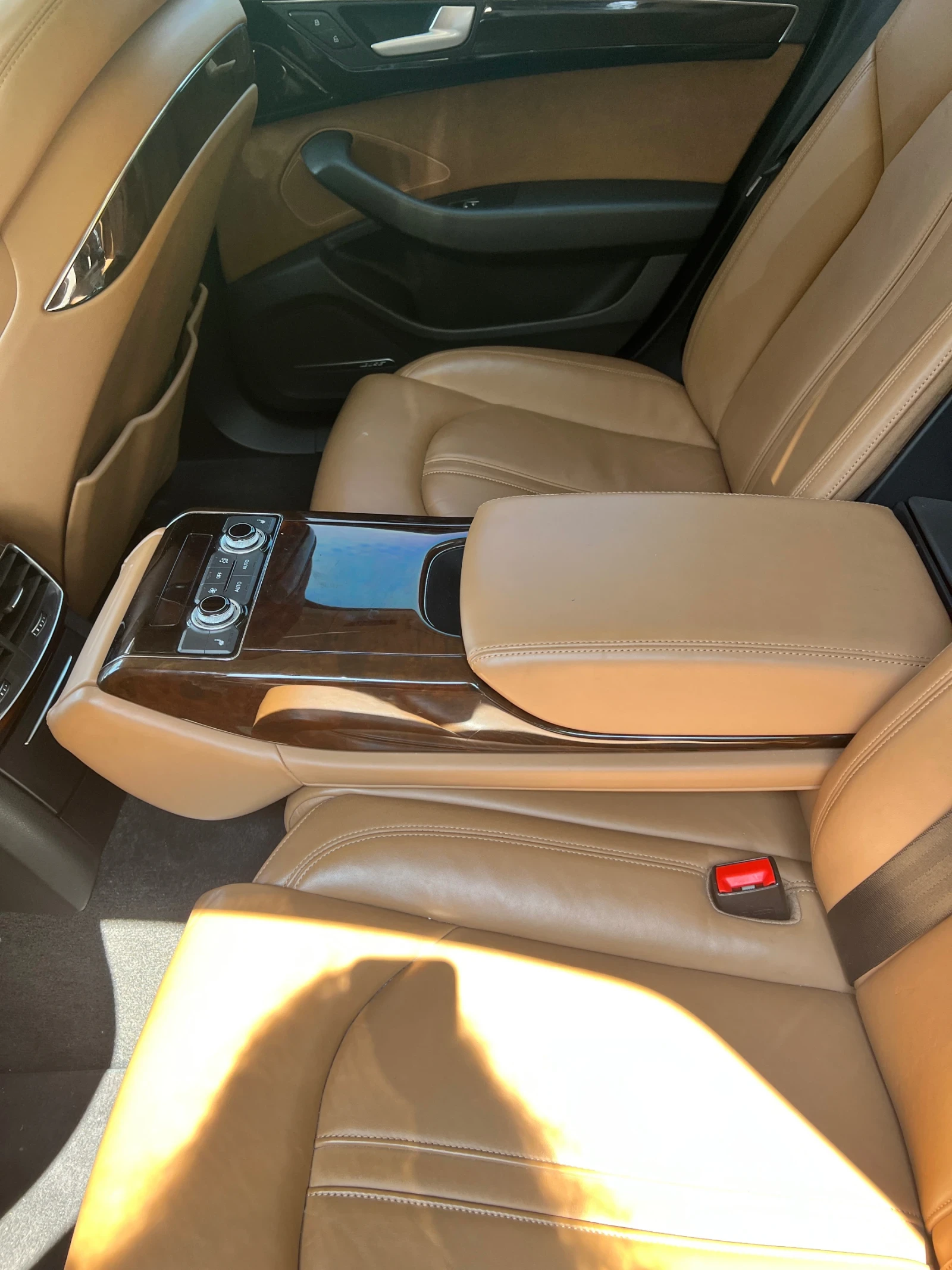 Audi A8 4000 Бензин, снимка 6 - Автомобили и джипове - 53753190