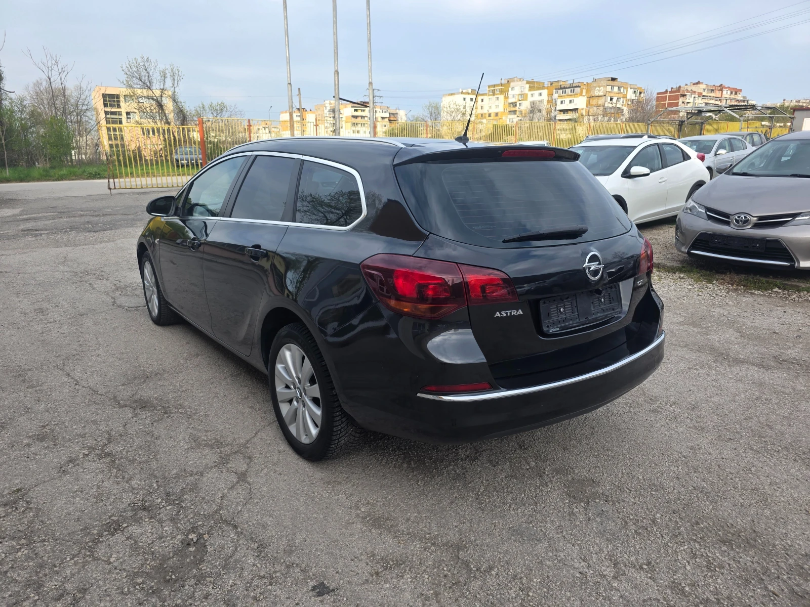 Opel Astra 1.6CDTI NAVI ITALY, снимка 7 - Автомобили и джипове - 54181207