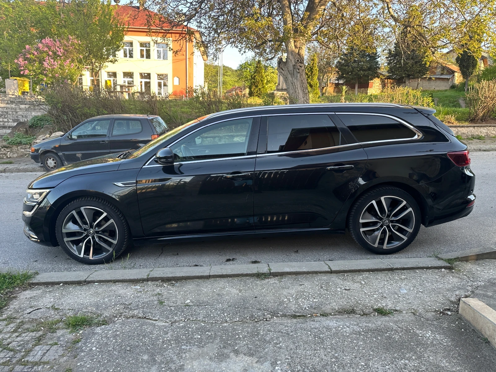 Renault Talisman 1.6DCI, снимка 3 - Автомобили и джипове - 54376844