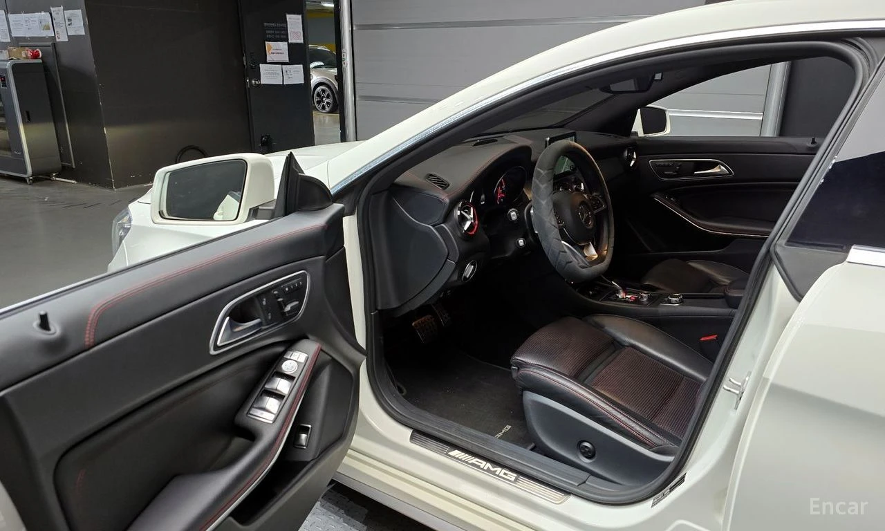 Mercedes-Benz CLA 45 AMG 4MATIC* ПОДГРЕВ* КАМЕРА* КЕЙЛЕС* , снимка 6 - Автомобили и джипове - 54426886
