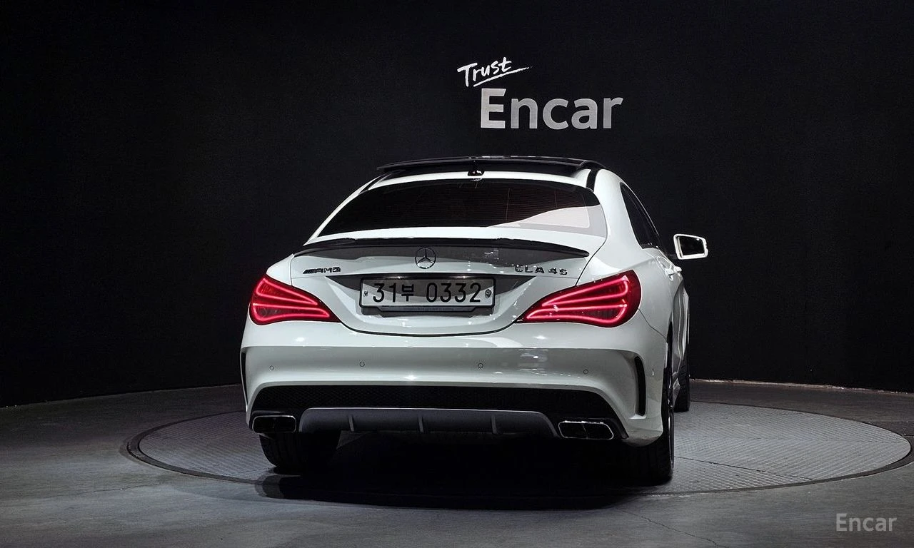 Mercedes-Benz CLA 45 AMG 4MATIC* ПОДГРЕВ* КАМЕРА* КЕЙЛЕС* , снимка 4 - Автомобили и джипове - 54426886