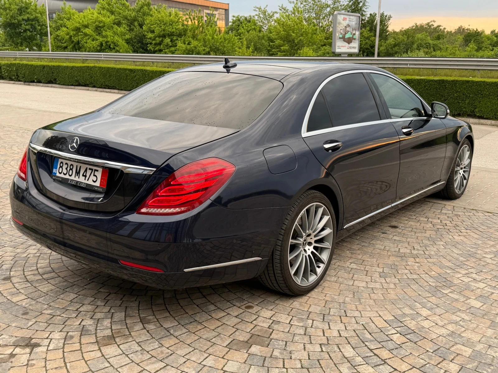 Mercedes-Benz S 350 4 MATIC / LONG / PANORAMA / HEADUP / FULL, снимка 4 - Автомобили и джипове - 54459201