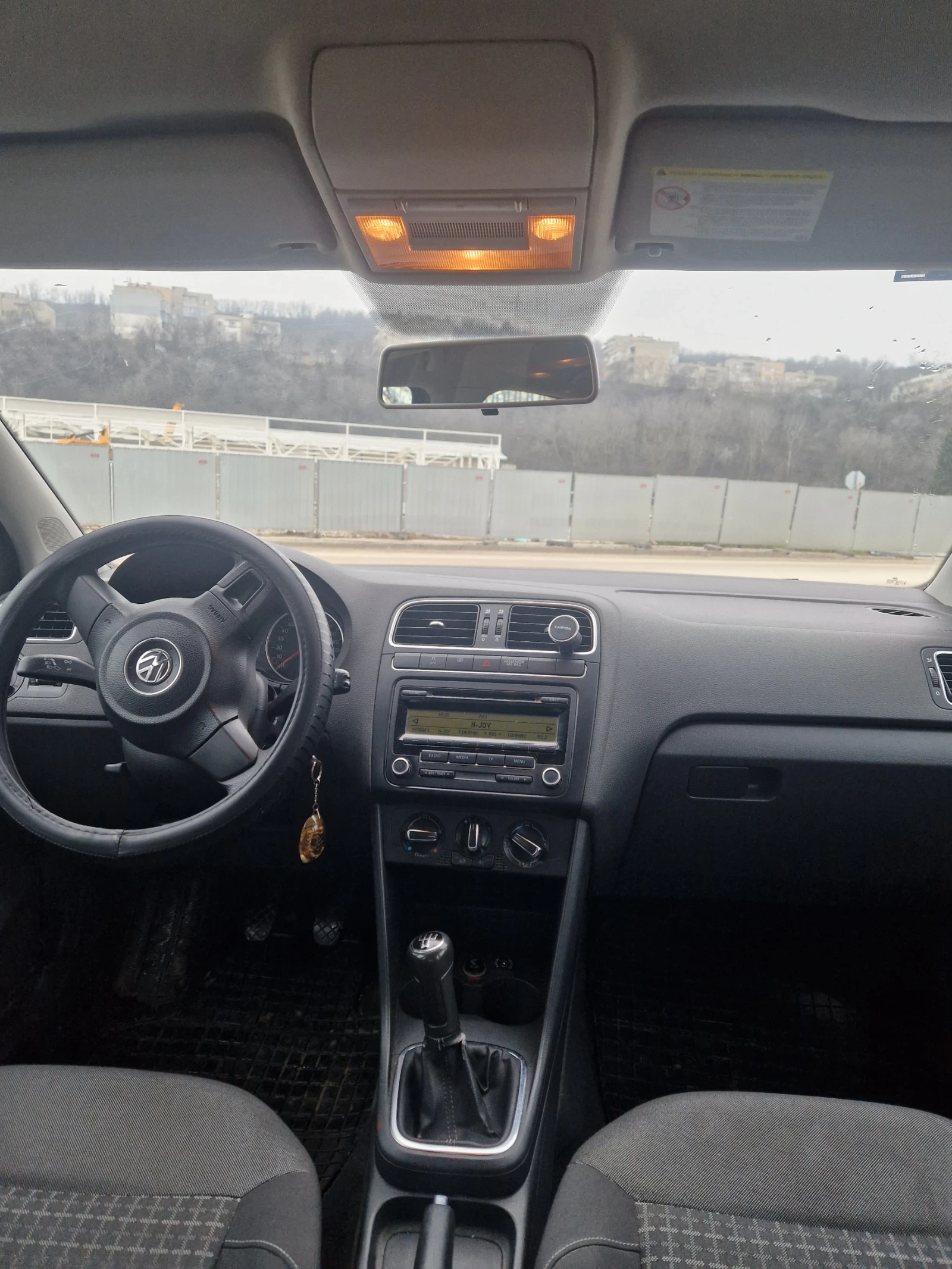 VW Polo 1.2, снимка 7 - Автомобили и джипове - 54683356