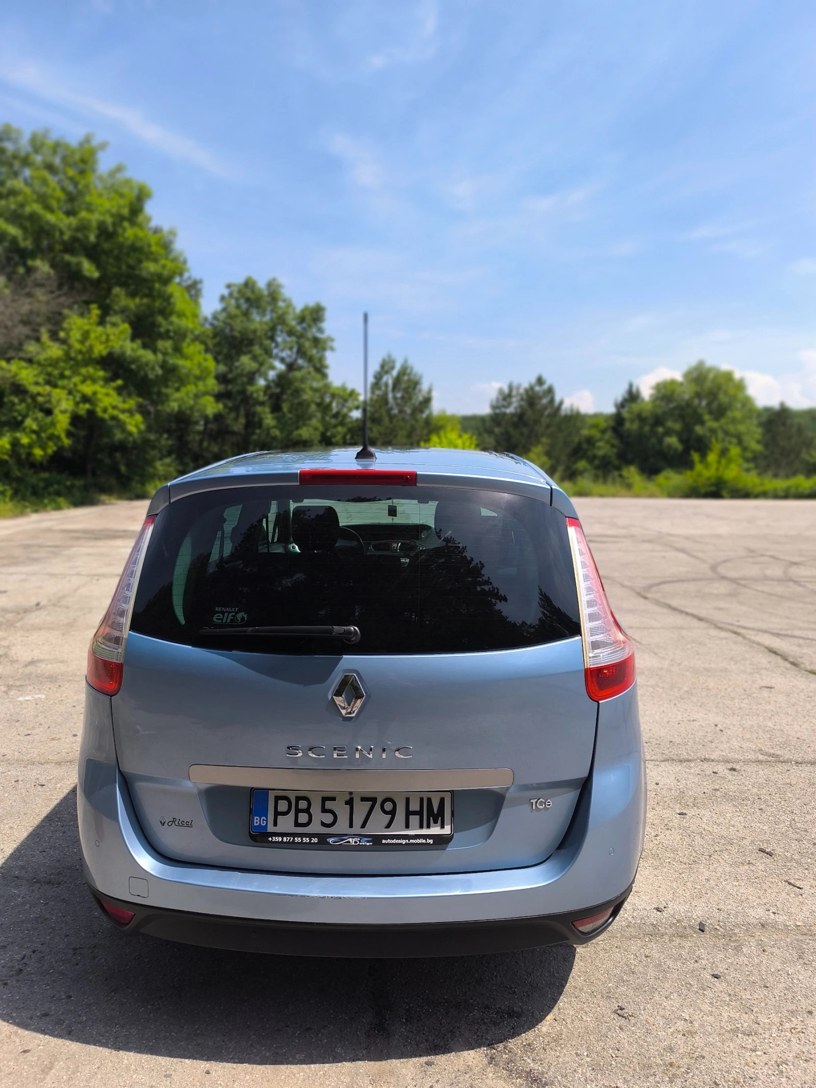 Renault Grand scenic 1.4 tce, снимка 6 - Автомобили и джипове - 54801894