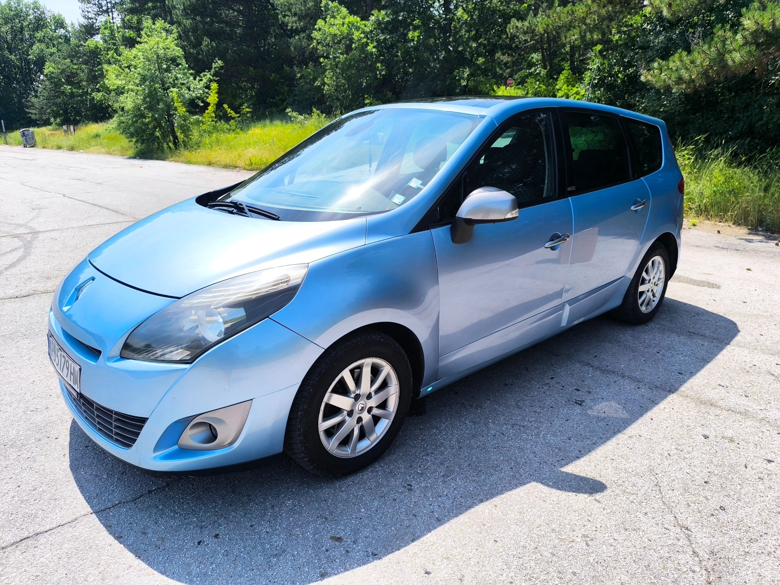 Renault Grand scenic 1.4 tce, снимка 2 - Автомобили и джипове - 54801894