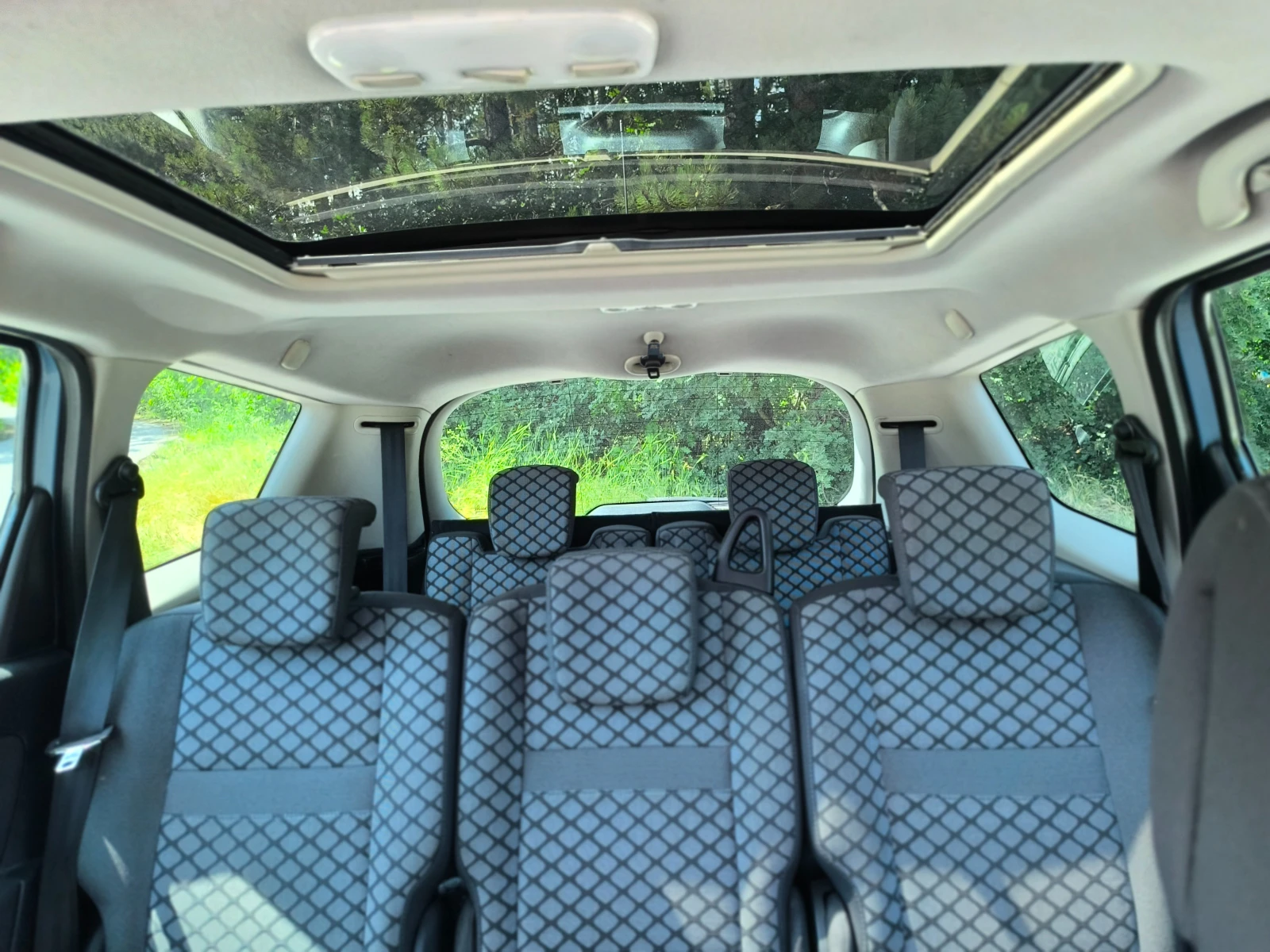 Renault Grand scenic 1.4 tce, снимка 13 - Автомобили и джипове - 54801894