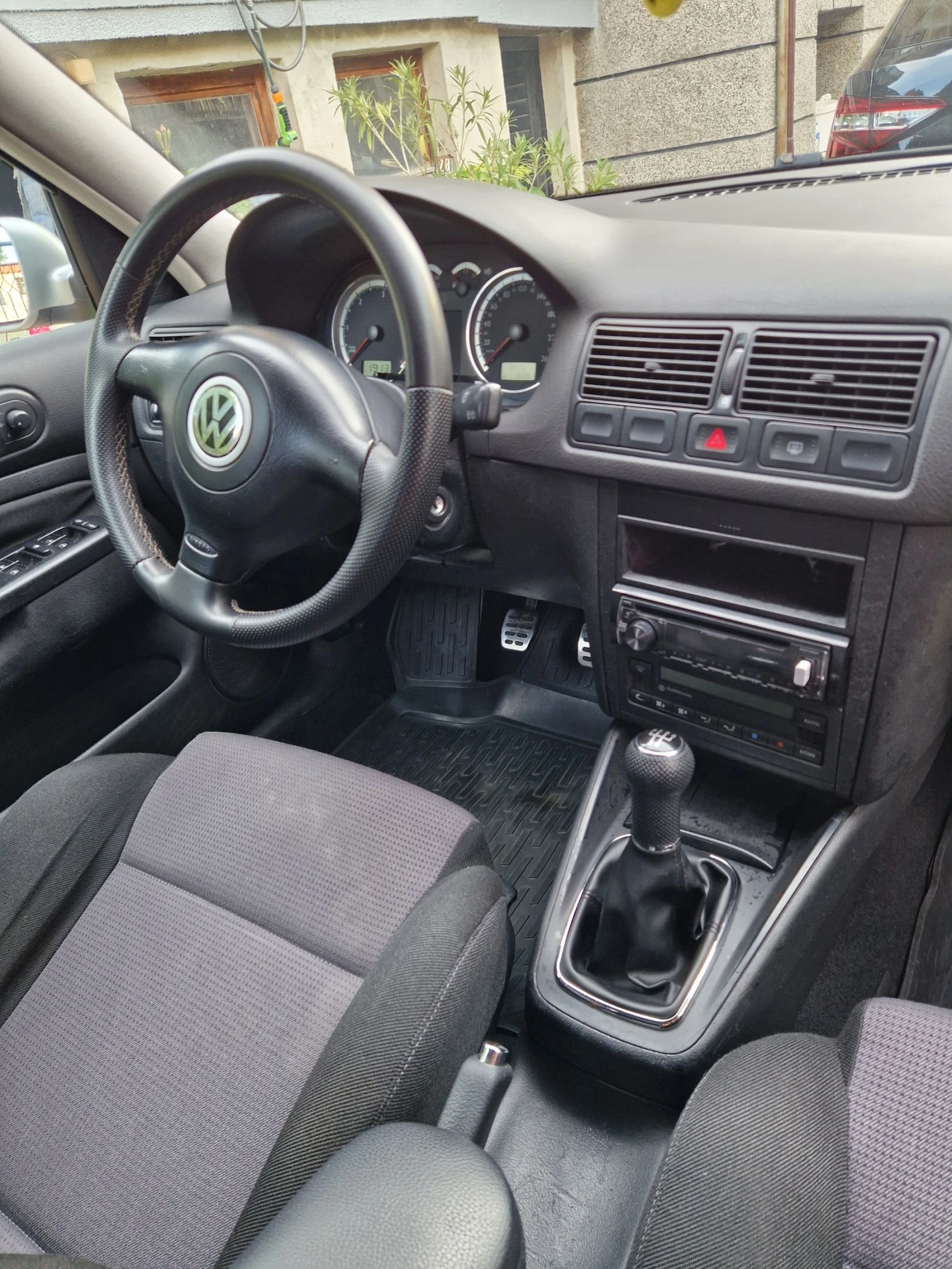 VW Golf, снимка 5 - Автомобили и джипове - 55073448