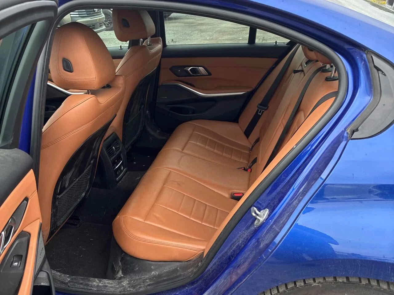 BMW 330 i xDrive/ПОДГРЕВИ/ШИБИДАХ/АВТОФИНАНСИРАНЕ, снимка 13 - Автомобили и джипове - 55228847
