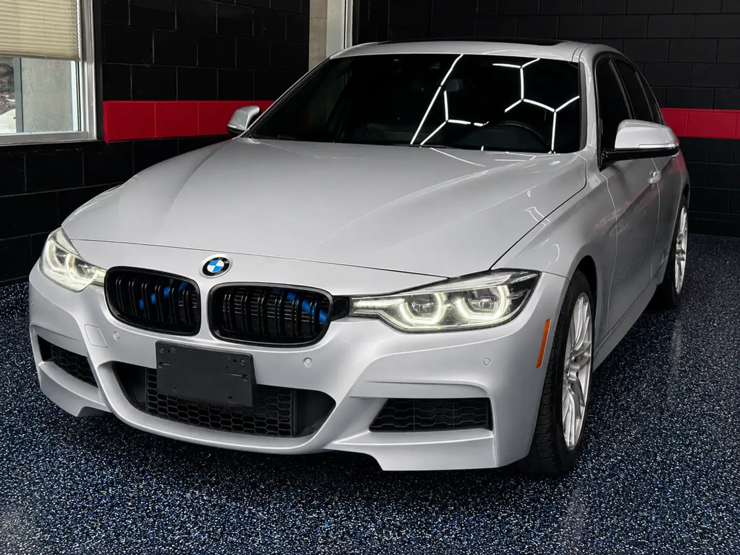 BMW 340 M* SPORT* HARMON* KARDON* LANE* ASSIST* RECARO* ПО