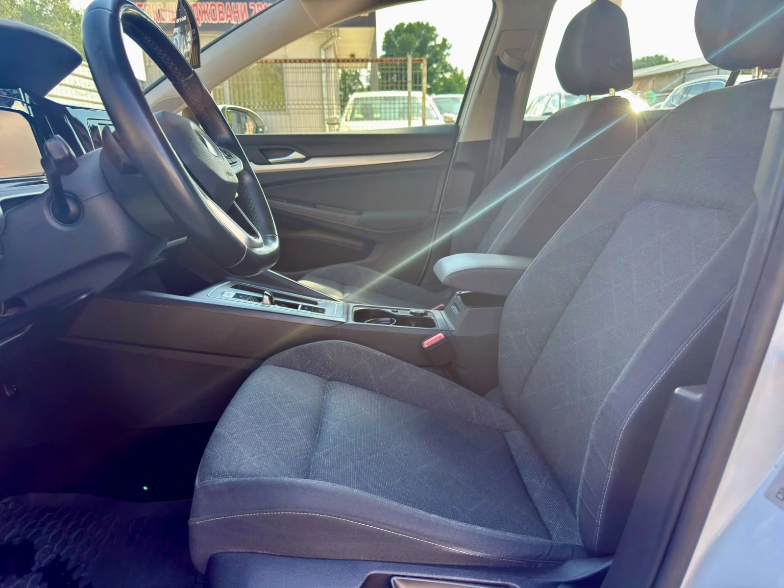 VW Golf 8 Серия, Дигитално табло, Автоматик, снимка 7 - Автомобили и джипове - 55454595
