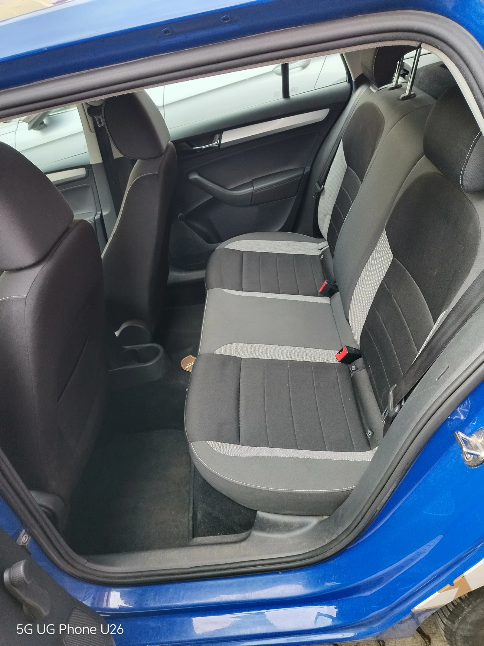 Skoda Rapid 1.0 TSI, снимка 12 - Автомобили и джипове - 55615166