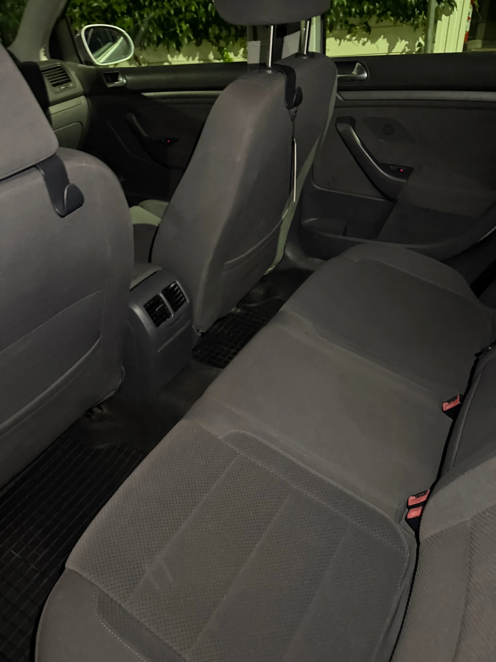 VW Golf, снимка 8 - Автомобили и джипове - 55632324