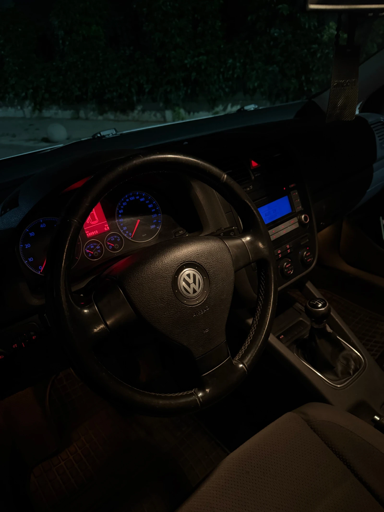 VW Golf, снимка 6 - Автомобили и джипове - 55632324