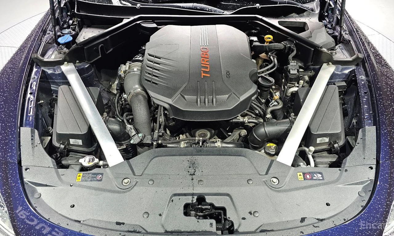 Kia Stinger 3.3* TURBO* GT* ОБДУХВАНЕ* ДИСТРОНИК* ХЕДЪП* 360КА, снимка 17 - Автомобили и джипове - 55690139