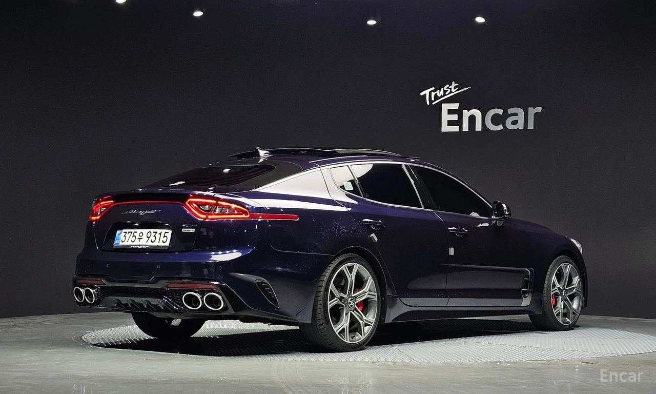 Kia Stinger 3.3* TURBO* GT* ОБДУХВАНЕ* ДИСТРОНИК* ХЕДЪП* 360КА, снимка 2 - Автомобили и джипове - 55690139