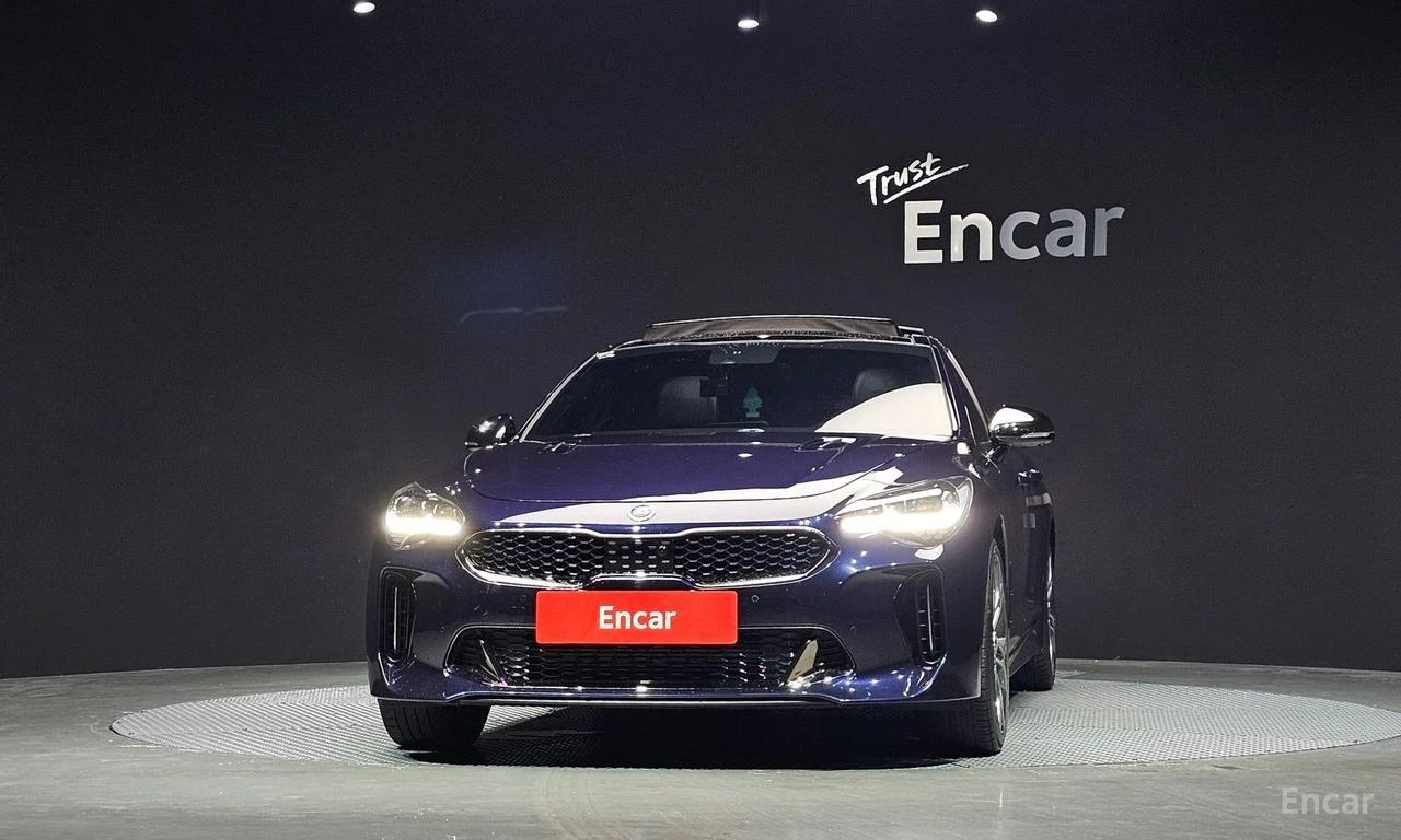 Kia Stinger 3.3* TURBO* GT* ОБДУХВАНЕ* ДИСТРОНИК* ХЕДЪП* 360КА, снимка 3 - Автомобили и джипове - 55690139