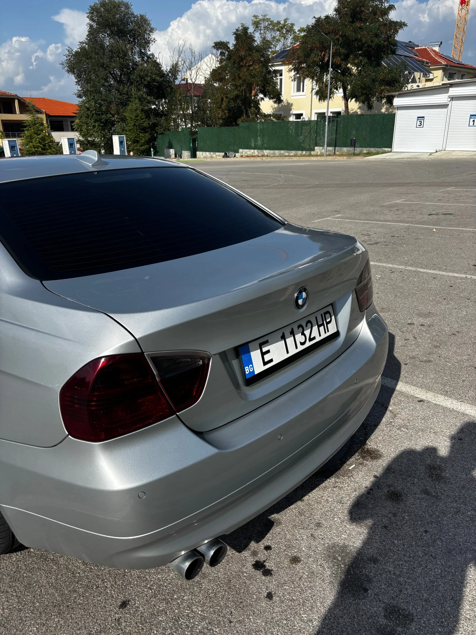 BMW 330, снимка 8 - Автомобили и джипове - 55878039