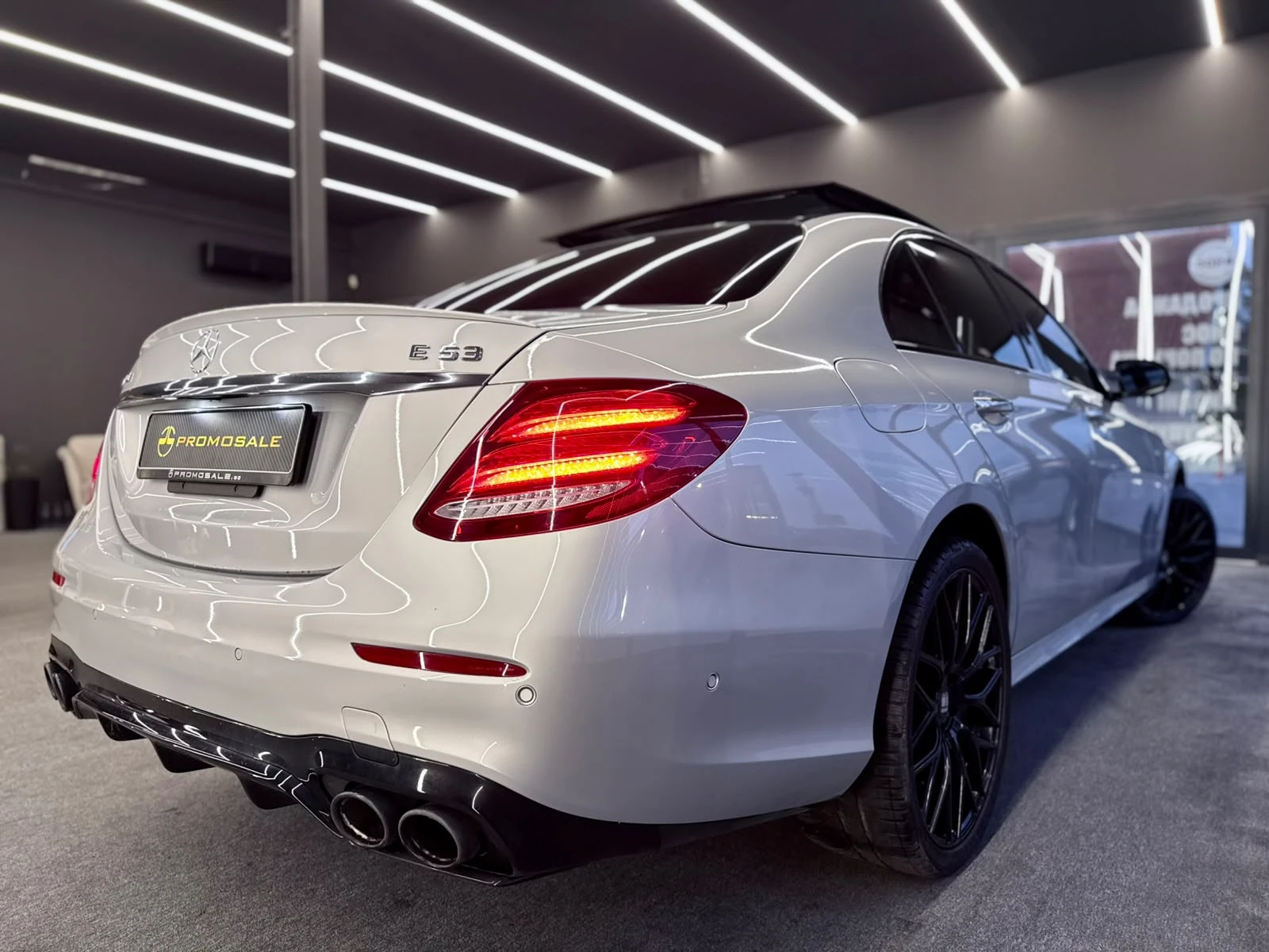 Mercedes-Benz E 53 AMG 4M* Black Edition* Full* Burm* Pano* ������ | Mobile.bg � ����������� 6