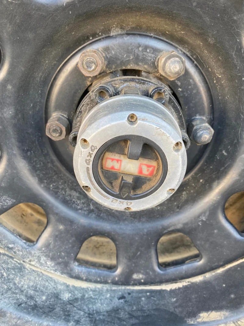 Nissan Patrol, снимка 8 - Автомобили и джипове - 53025237