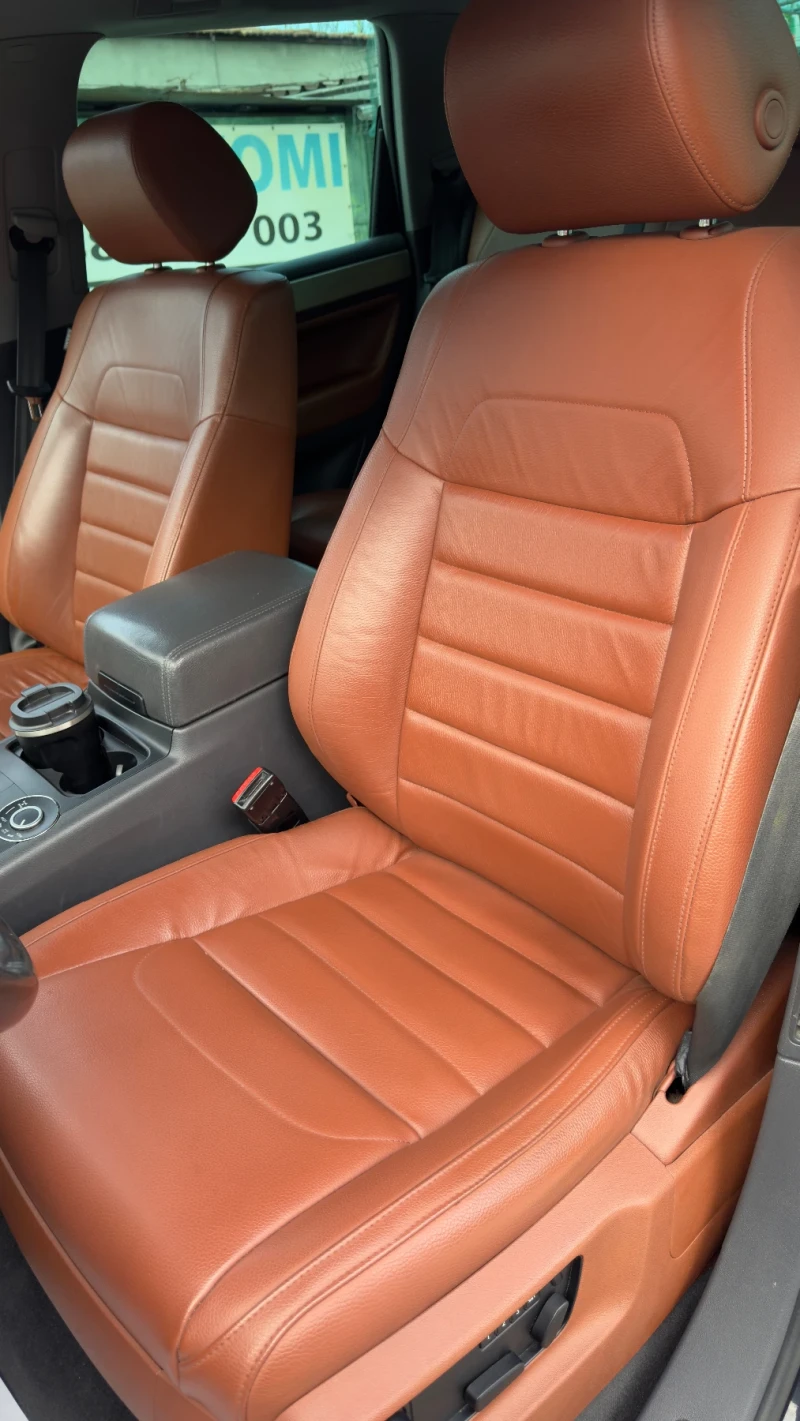 VW Touareg, снимка 11 - Автомобили и джипове - 51911897