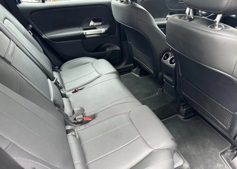 Mercedes-Benz GLB 200, снимка 8 - Автомобили и джипове - 52740169