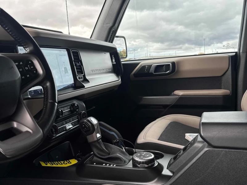 Ford Bronco * Wildtrak 4 Door Advanced 4x4 * CARFAX * , снимка 15 - Автомобили и джипове - 53207043