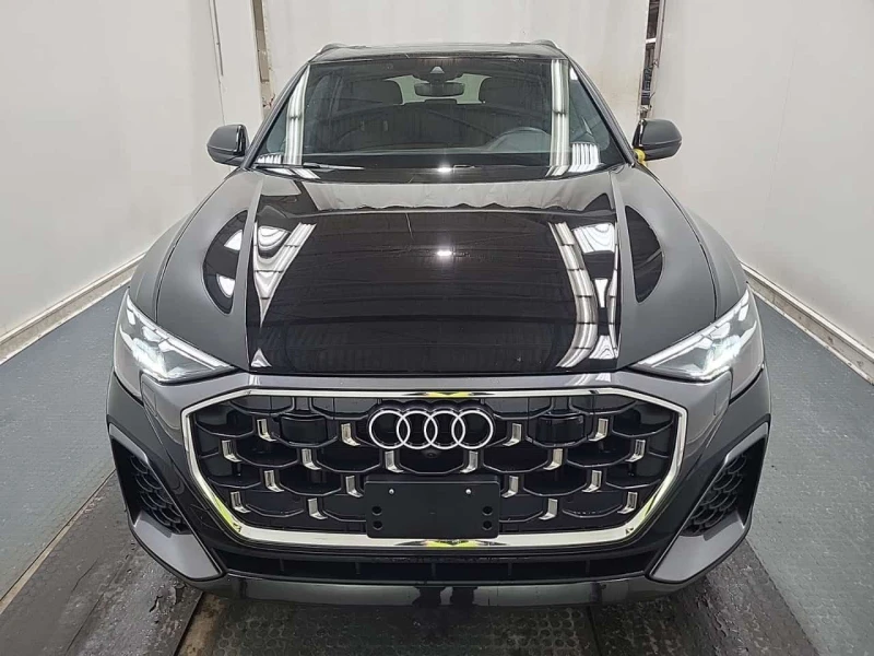 Audi Q8 * PROGRESSIV * CARFAX * ПАНО * ОБДУХВАНЕ * KEYLESS, снимка 7 - Автомобили и джипове - 53594624