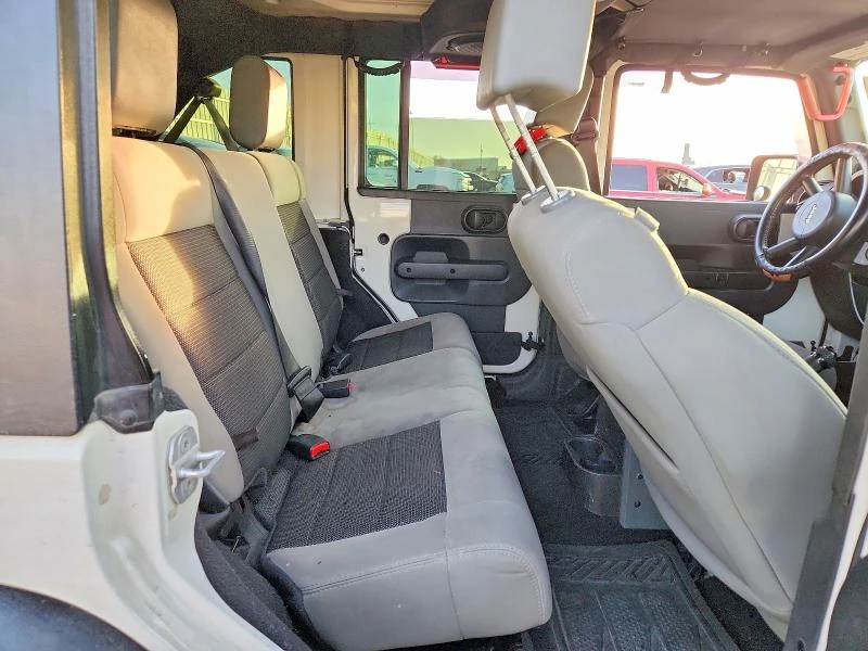 Jeep Wrangler UNLIMITED RUBICON, снимка 11 - Автомобили и джипове - 53337026