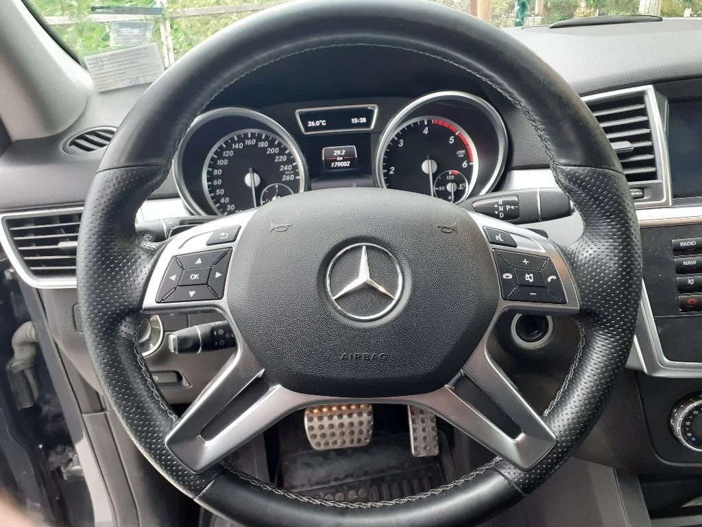 Mercedes-Benz ML 350 EDITION 2016 / 4 MATIC - изображение 8