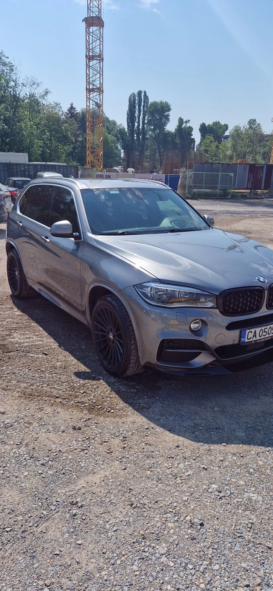 BMW X5 M50D - изображение 5