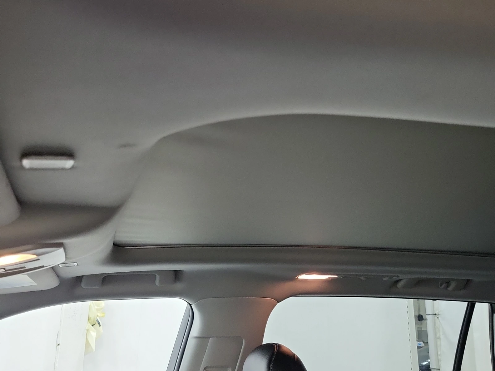 Toyota Highlander Hybrid Limited , снимка 10 - Автомобили и джипове - 54176423