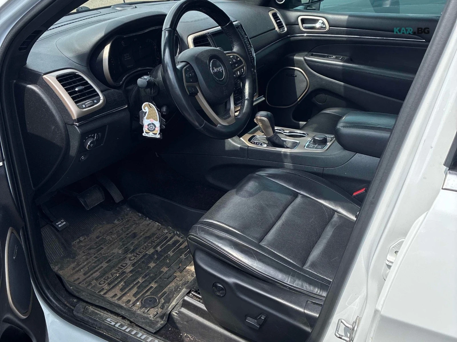 Jeep Cherokee SUMMIT 5.7 ЦЕНА ДО БЪЛГАРИЯ АВТОКРЕДИТ, снимка 6 - Автомобили и джипове - 55356000