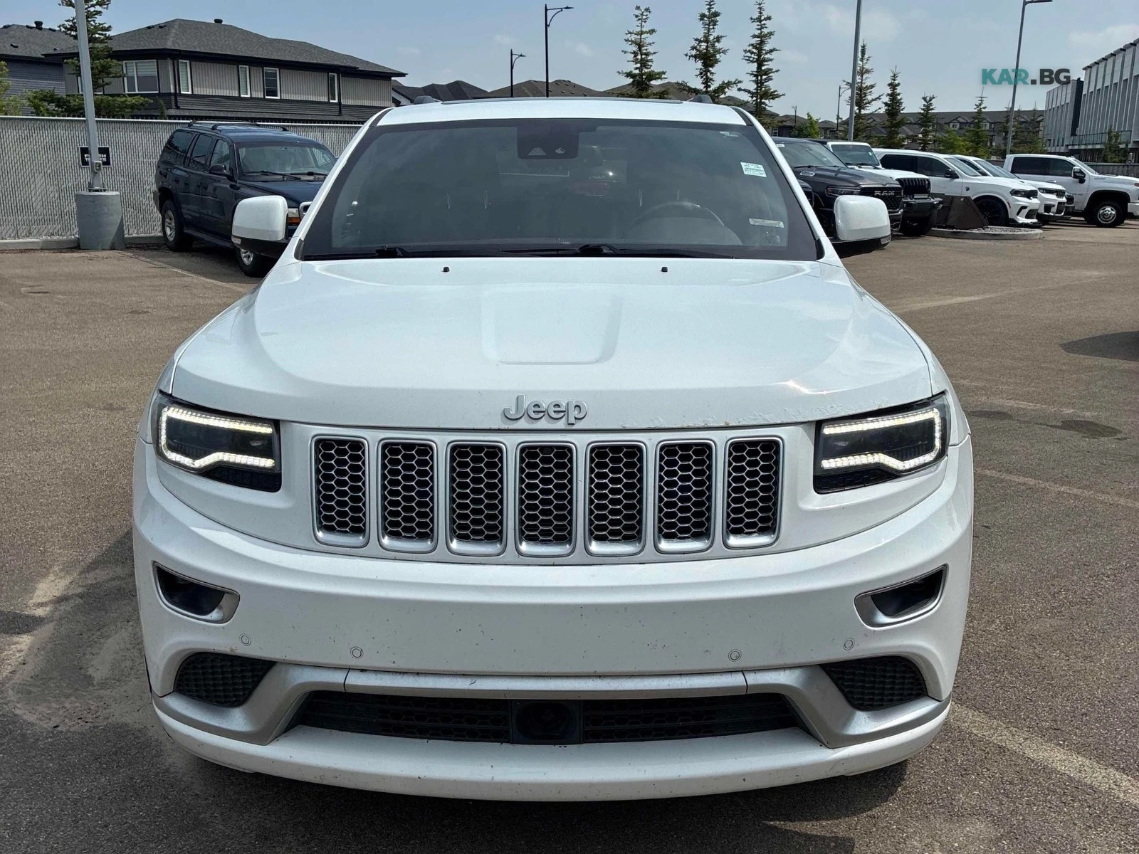 Jeep Cherokee SUMMIT 5.7 ЦЕНА ДО БЪЛГАРИЯ АВТОКРЕДИТ, снимка 2 - Автомобили и джипове - 55356000
