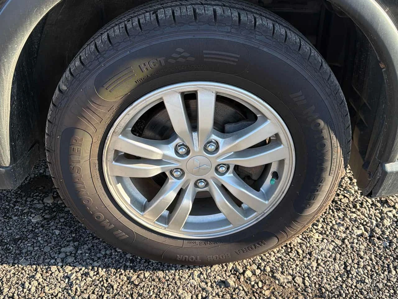 Mitsubishi Outlander * ES * CARFAX * ОПЦИЯ ЗА ФИНАНСИРАНЕ , снимка 7 - Автомобили и джипове - 55433600