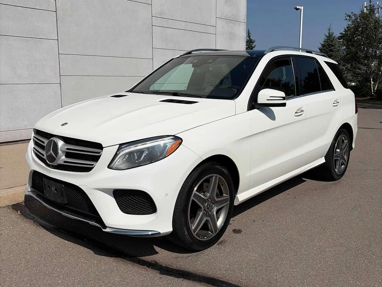 Mercedes-Benz GLE 400  / 360 / DISTRONIC / Harman Kardon / АВТОКРЕДИТ 