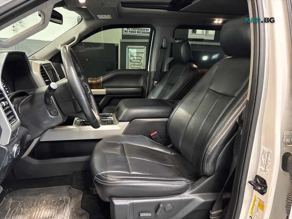 Ford F150 Lariat SuperCrew * 4WD * АвтоКредит * (ЦЕНА ДО БГ), снимка 11 - Автомобили и джипове - 56037445