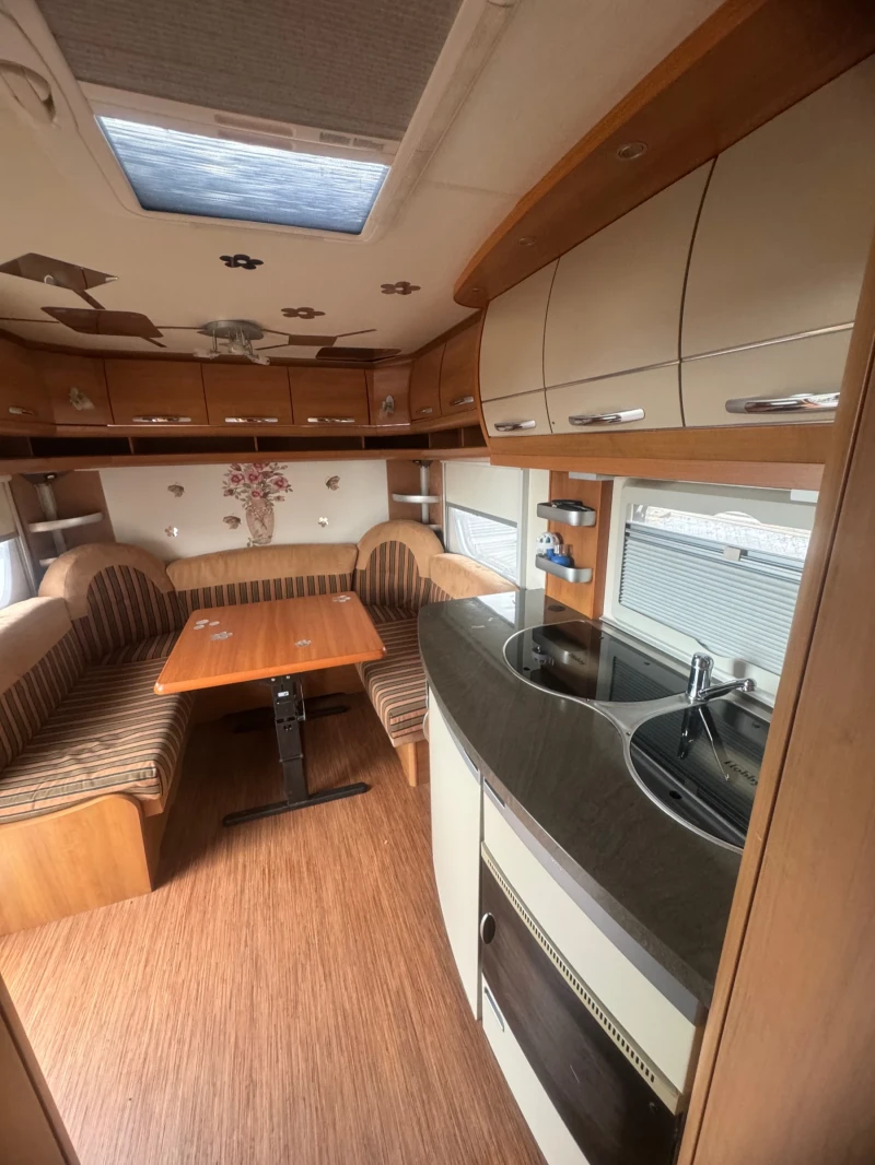 Каравана Hobby Excellent Климатик , снимка 13 - Каравани и кемпери - 52324453