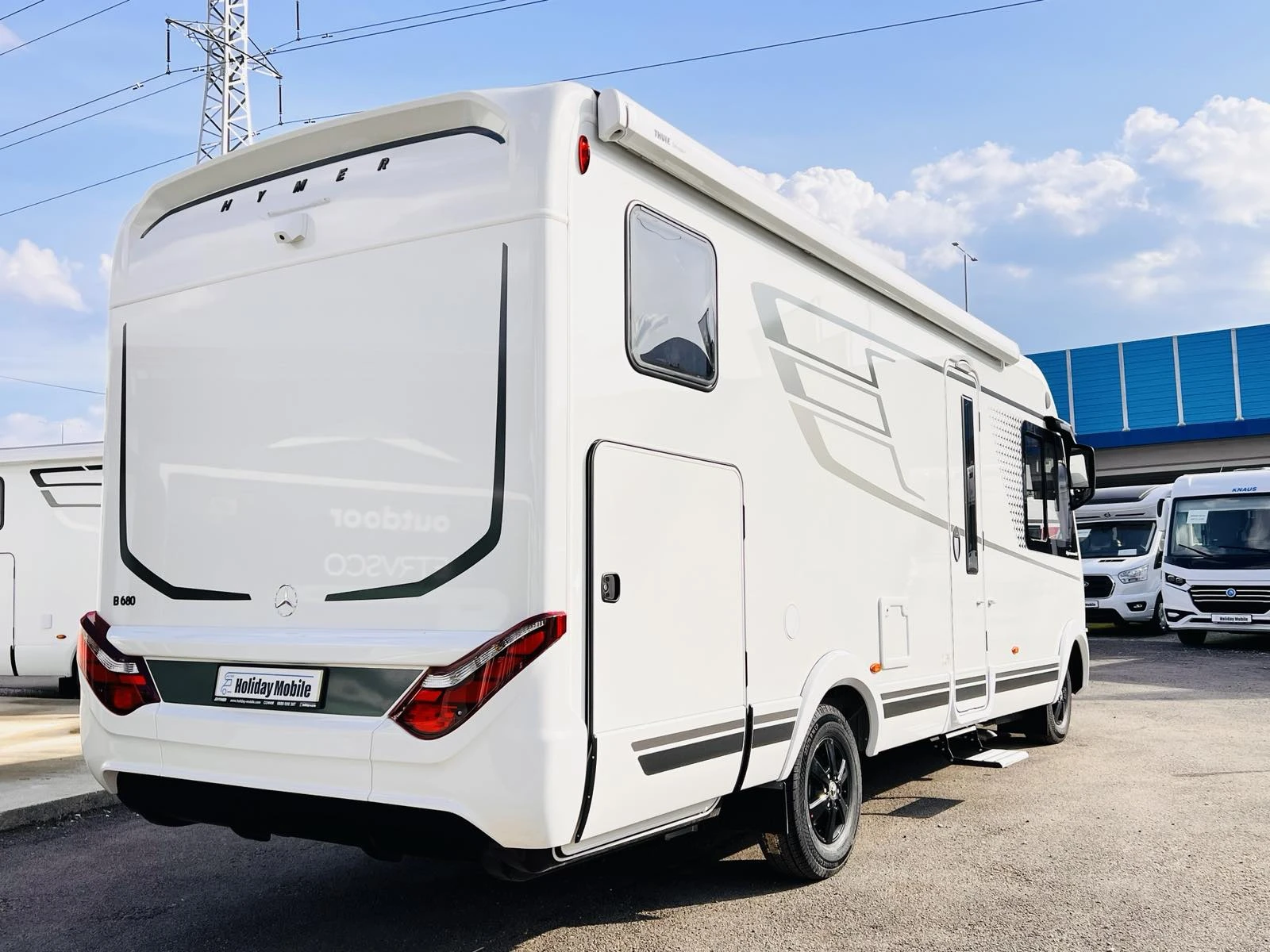 Кемпер HYMER / ERIBA BMC I 680 3500 кг. SLS-шаси КЛИМАТИК, снимка 4 - Каравани и кемпери - 53757104