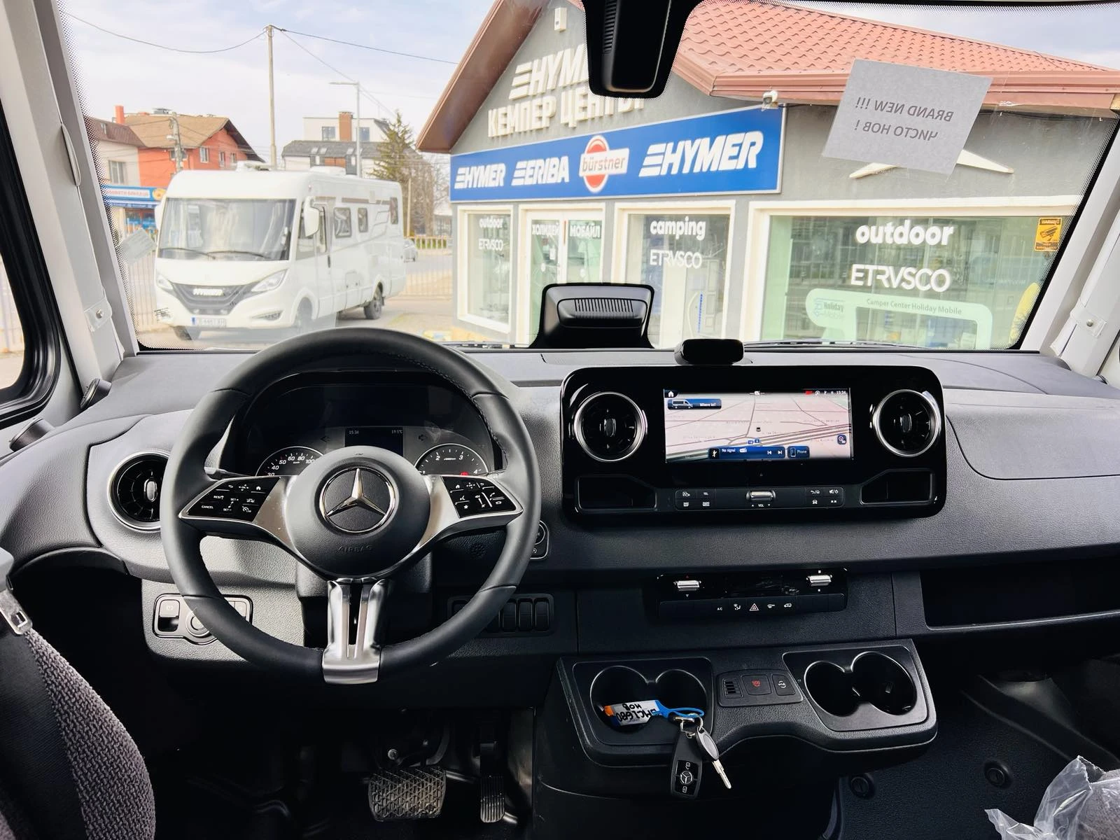 Кемпер HYMER / ERIBA BMC I 680 3500 кг. SLS-шаси КЛИМАТИК, снимка 6 - Каравани и кемпери - 53757104