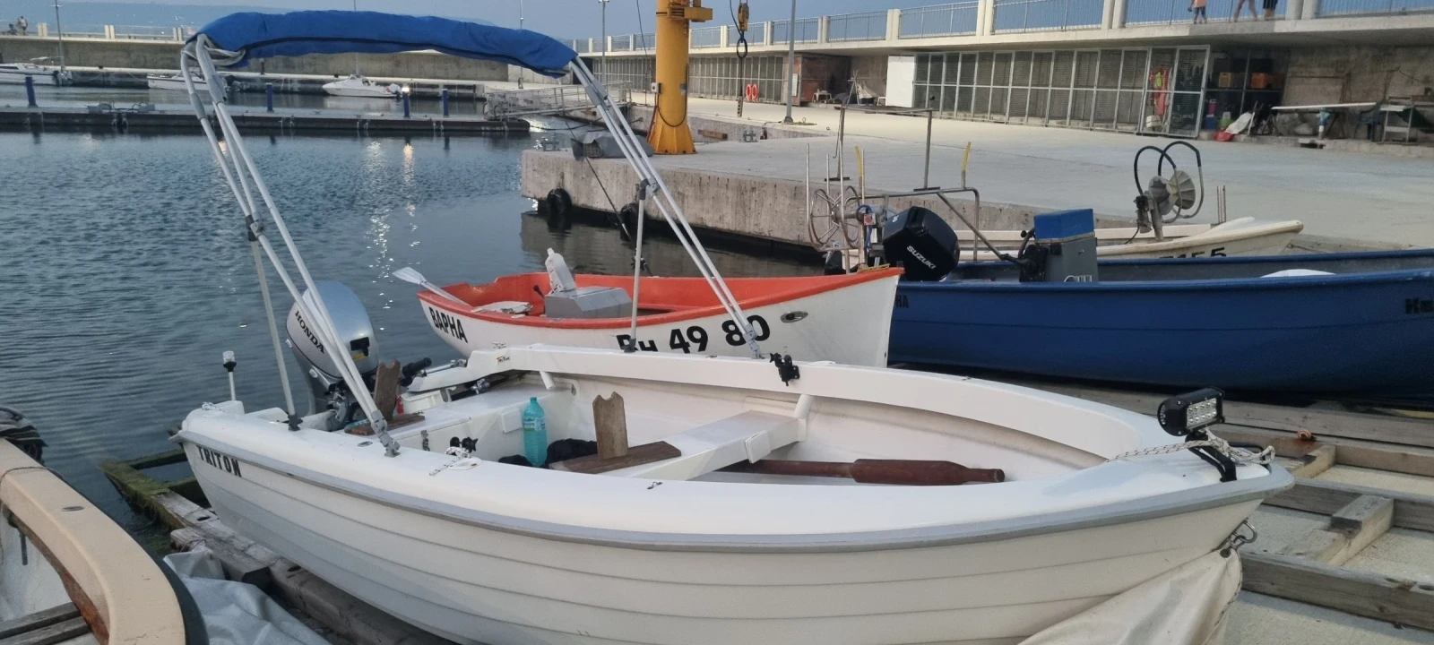 Лодка Собствено производство Triton 440, снимка 5 - Воден транспорт - 56358091