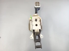 Педал спирачка Фолксваген Голф 5 GTI