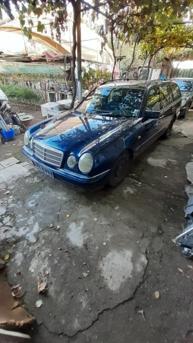 Mercedes-Benz E 250 W210, снимка 2