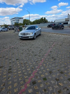 Mercedes-Benz 280, снимка 11