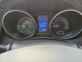 Toyota Auris 1.8i HYBRID 138хил. км!!!, снимка 12 - Автомобили и джипове - 44684092