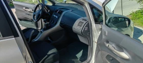 Toyota Auris 1.4i, снимка 6