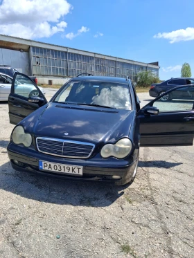     Mercedes-Benz C 220
